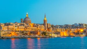 How long does it take to get a European citizenship? 3 How long does it take to get a European citizenship?